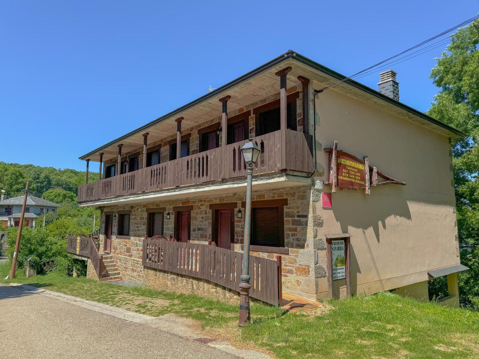 Apartamentos Sanabria Galende Exteriör bild