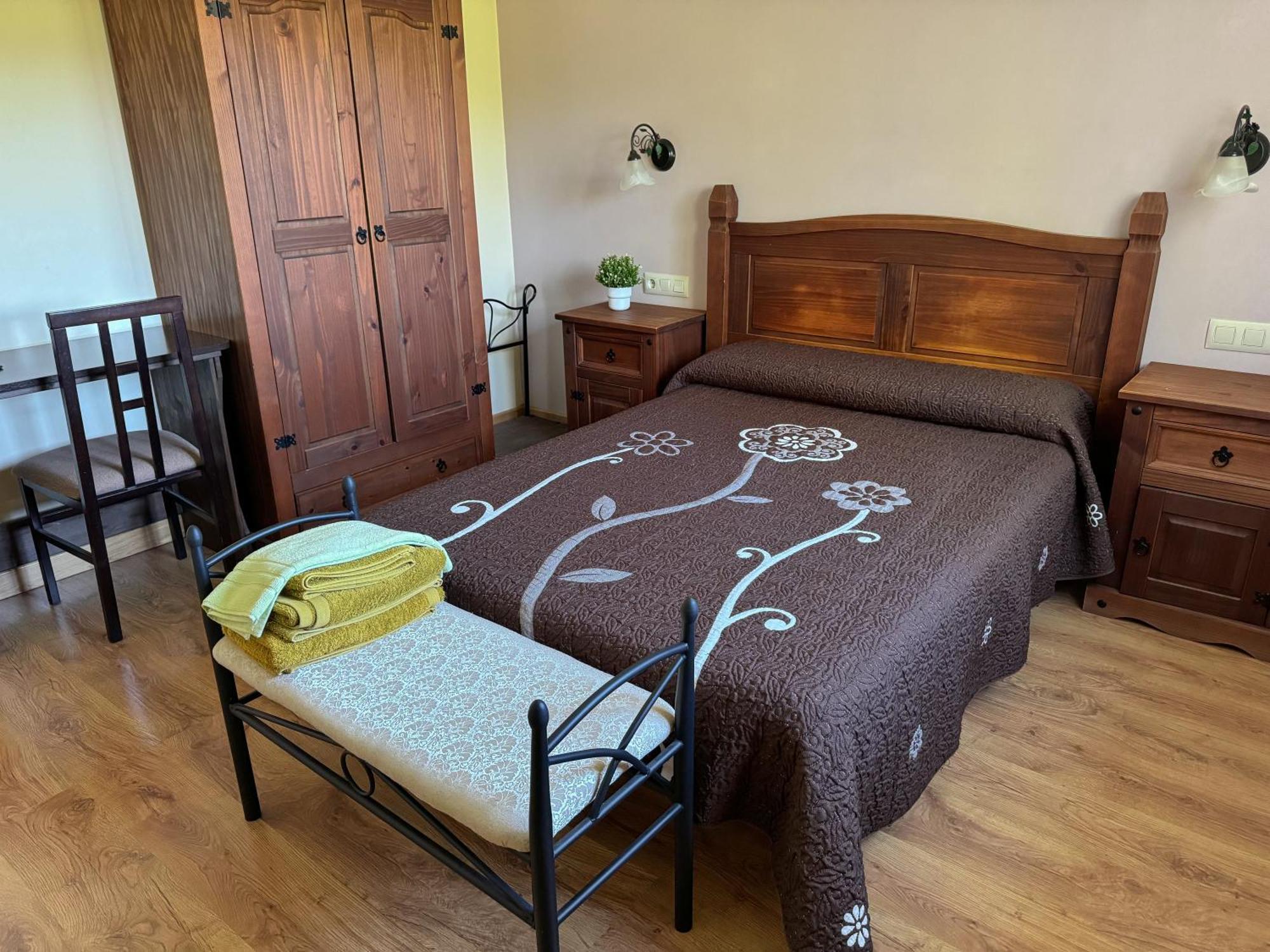 Apartamentos Sanabria Galende Exteriör bild